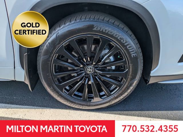 Certified 2025 Toyota Highlander XSE AWD/4WD image 11