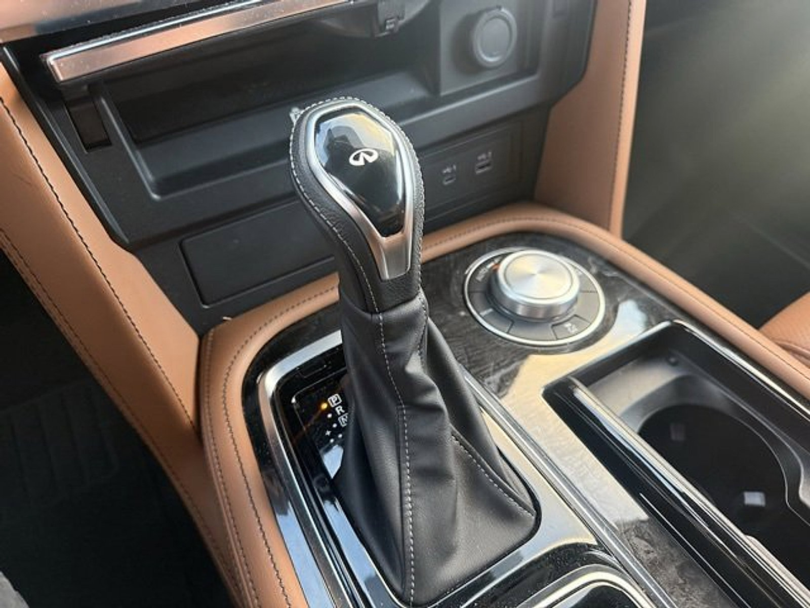 Certified 2024 INFINITI QX80 Sensory w/ Cargo Package image 16