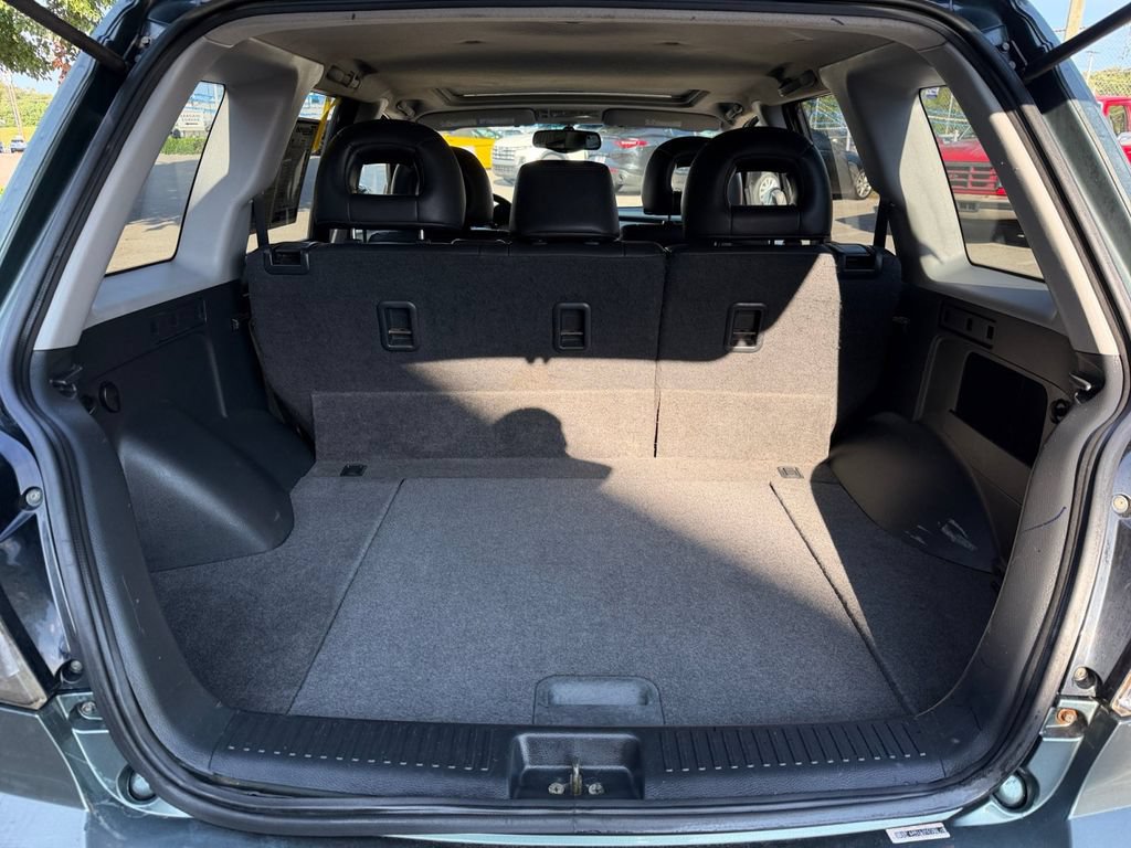 Used 2004 Mitsubishi Outlander XLS FWD image 15
