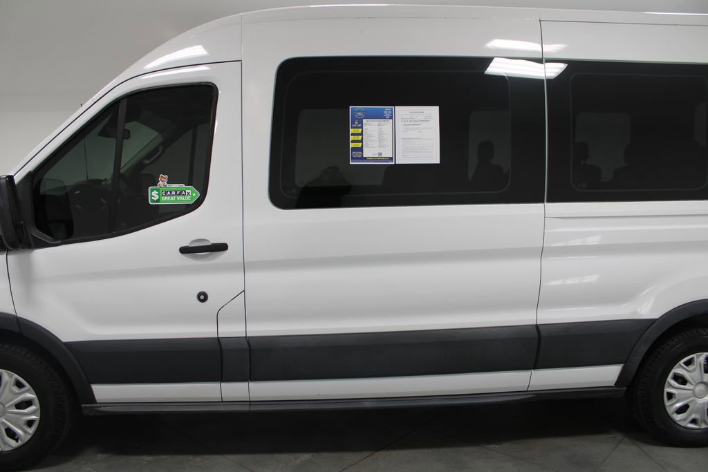 Used 2017 Ford Transit 350 XLT image 6