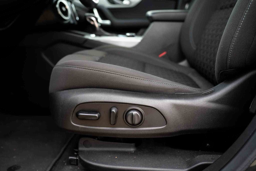 Used 2019 Chevrolet Blazer LT image 11