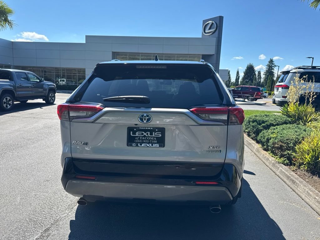 Used 2021 Toyota RAV4 XSE AWD/4WD image 6