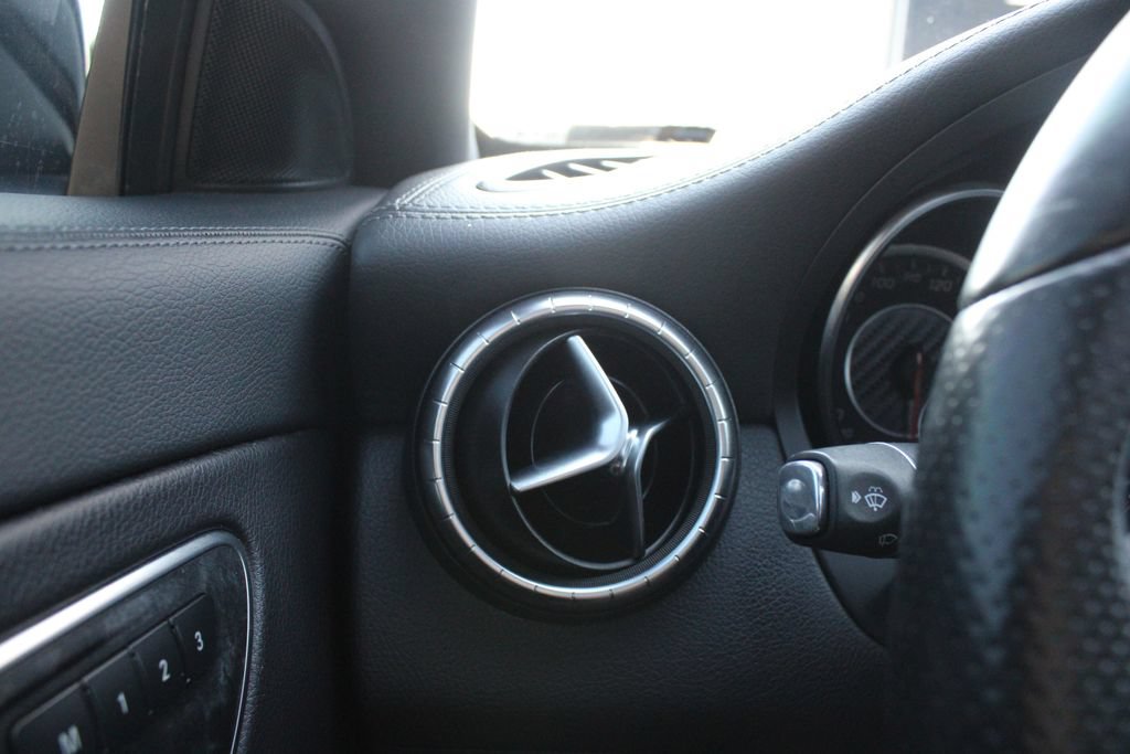 Used 2018 Mercedes-Benz CLA 45 AMG 4MATIC image 9