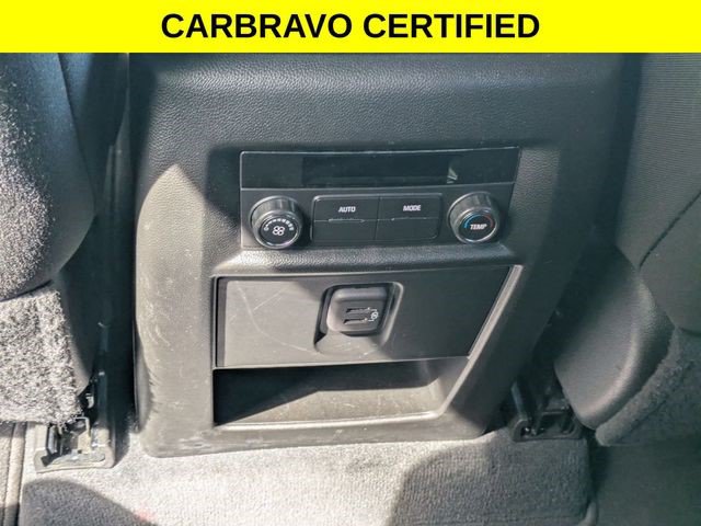Certified 2023 Chevrolet Traverse LT FWD image 28