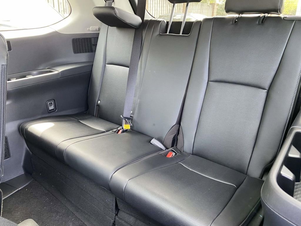 New 2026 Toyota Grand Highlander AWD image 8