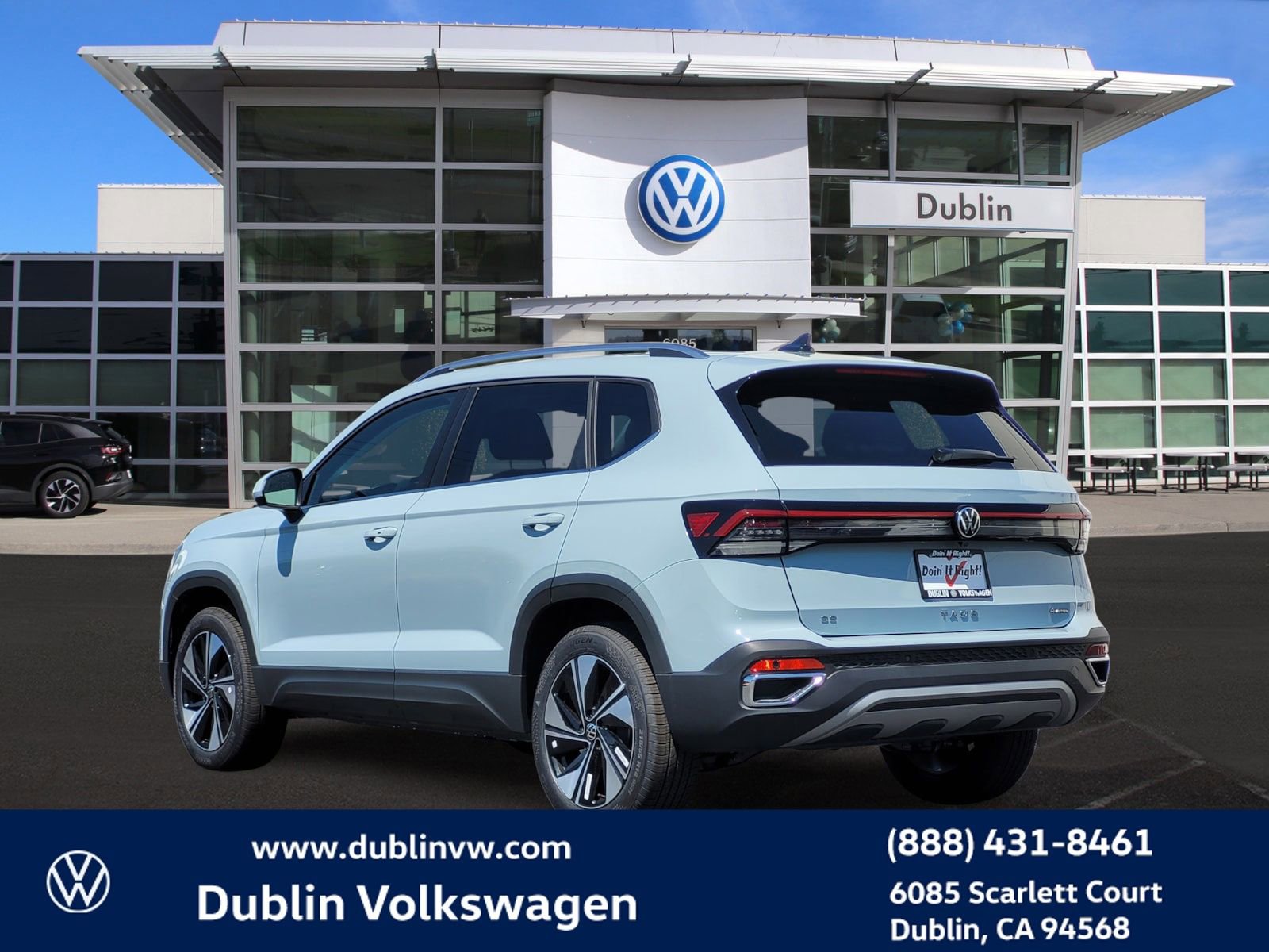 New 2025 Volkswagen Taos SE image 6