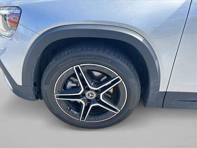 Used 2022 Mercedes-Benz GLB 250 4MATIC image 23