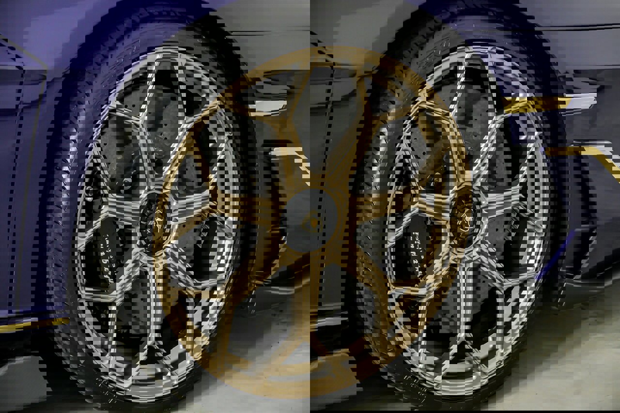 Used 2019 Lamborghini Aventador SVJ image 23