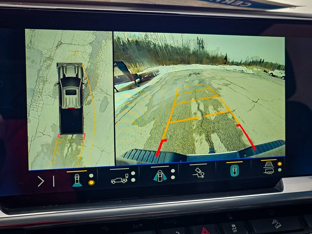 Certified 2024 Chevrolet Silverado 2500 LTZ w/ LTZ Convenience Package image 27