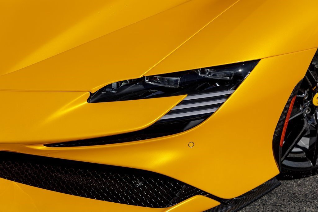 Used 2023 Ferrari SF90 Stradale image 11
