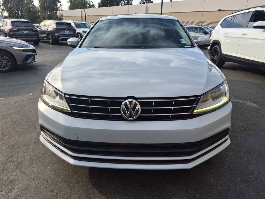 Used 2018 Volkswagen Jetta SE image 15