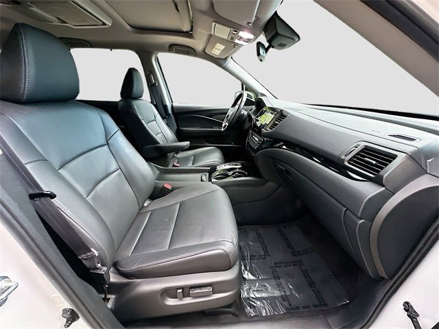 Used 2022 Honda Pilot Touring image 32