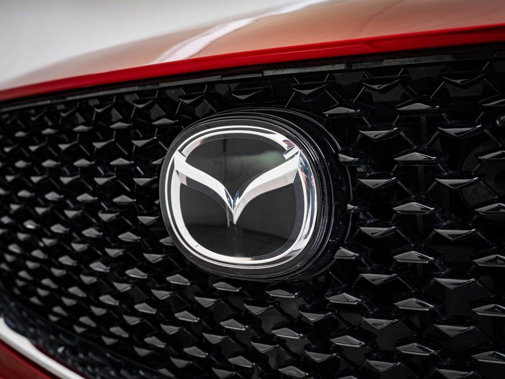 Used 2025 MAZDA CX-30 AWD 2.5 S w/ Premium Package image 3