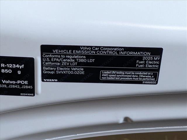 New 2025 Volvo EX90 Plus image 19