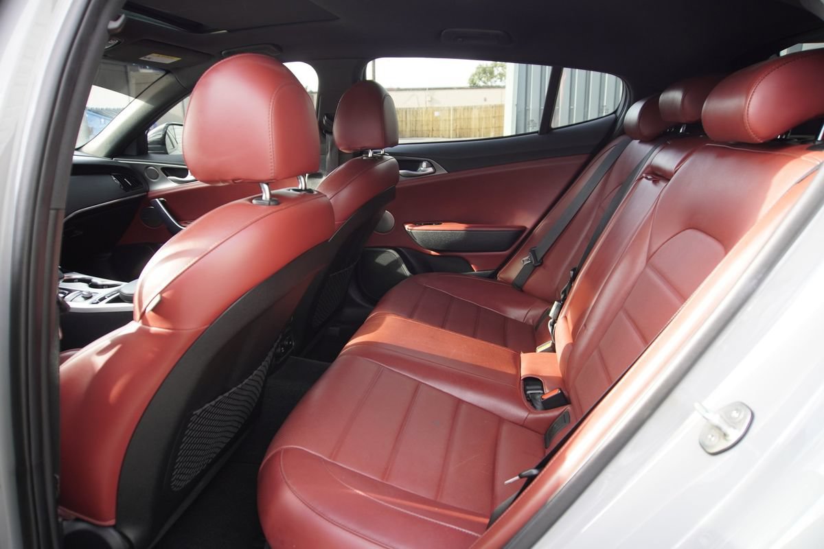 Used 2020 Kia Stinger GT2 AWD/4WD image 12