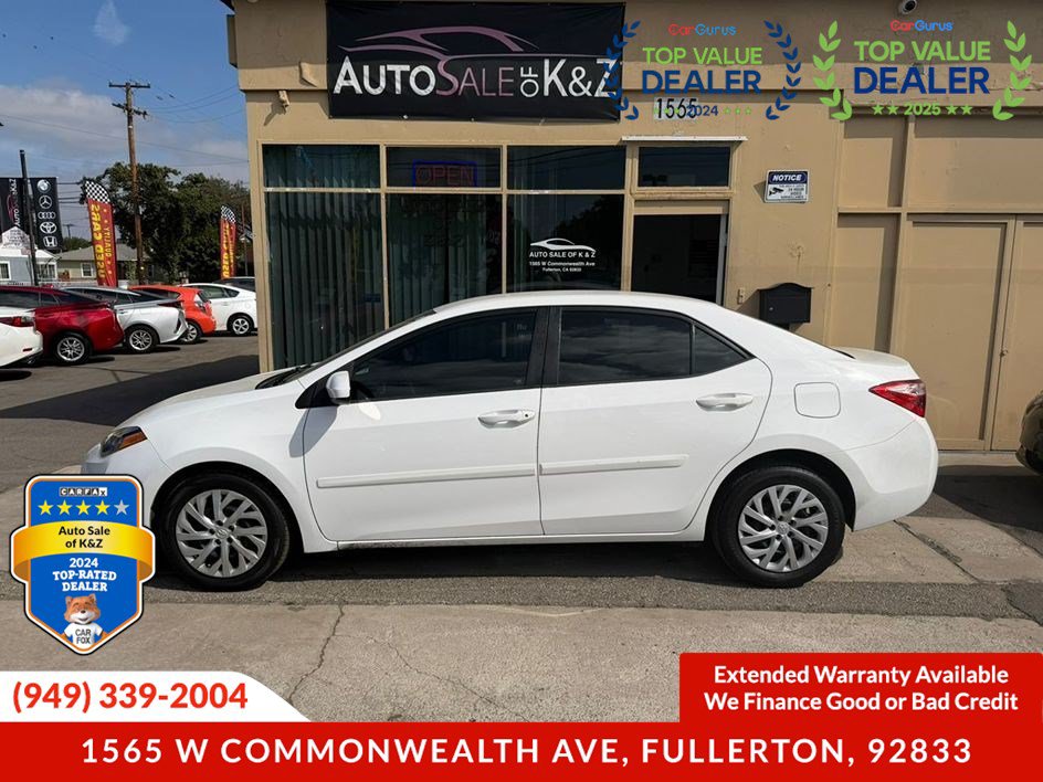 Used 2017 Toyota Corolla LE w/ Carpet Mat Package (TMS) FWD image 9