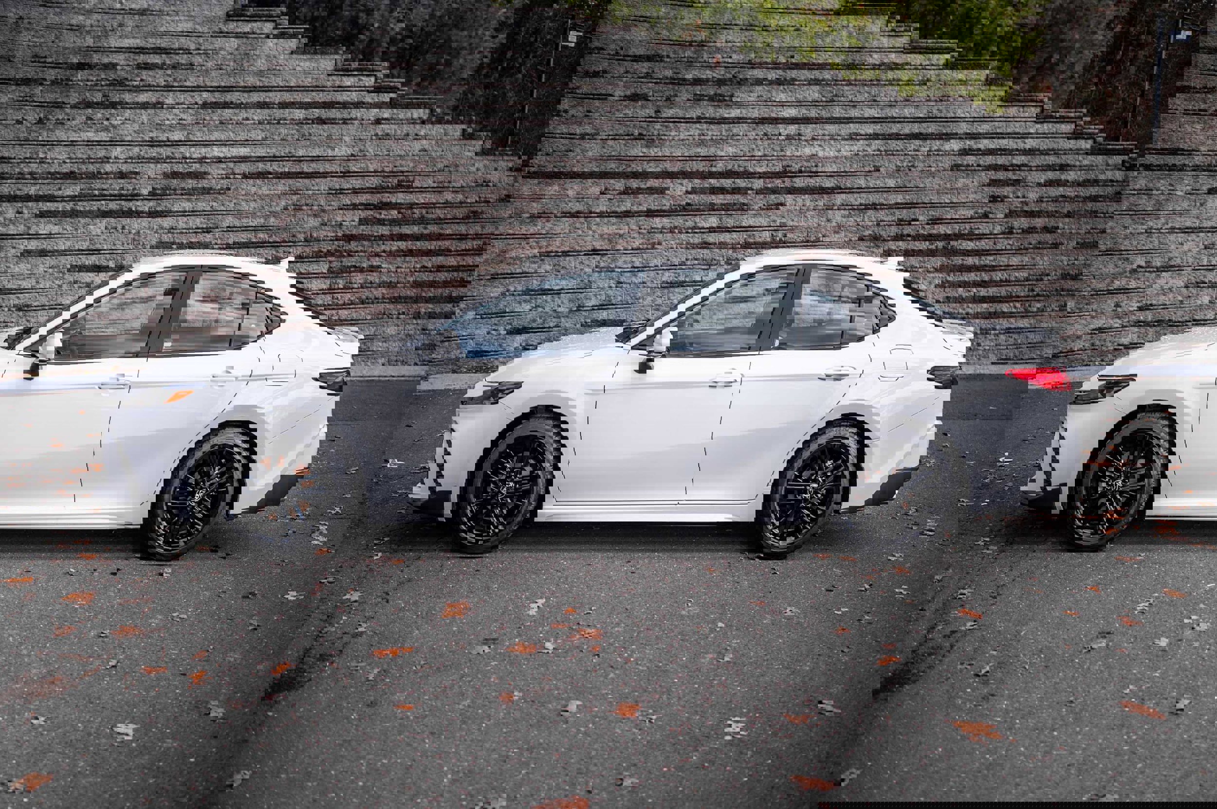 Certified 2025 Toyota Camry SE FWD image 10