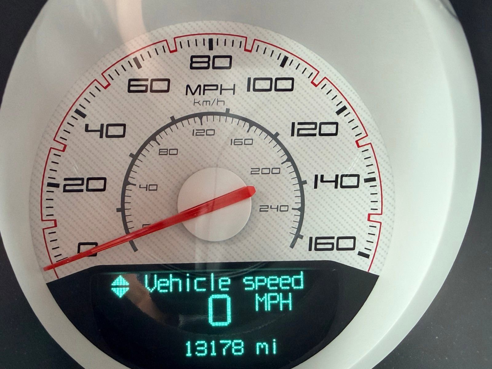 Used 2014 Dodge Challenger R/T RWD image 10