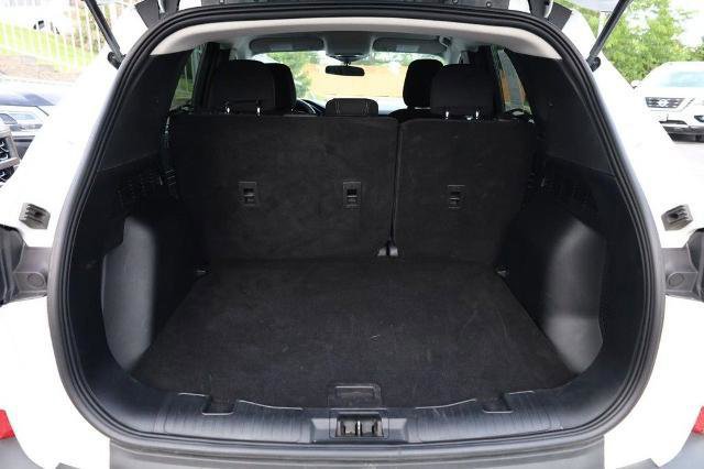 Used 2025 Ford Escape Active AWD/4WD image 7