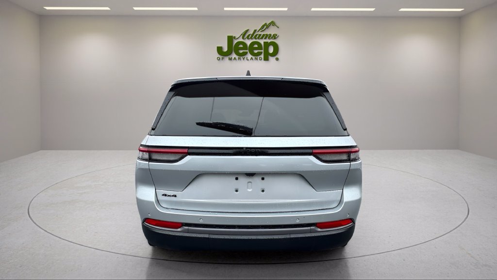 New 2026 Jeep Grand Cherokee Altitude AWD/4WD image 13