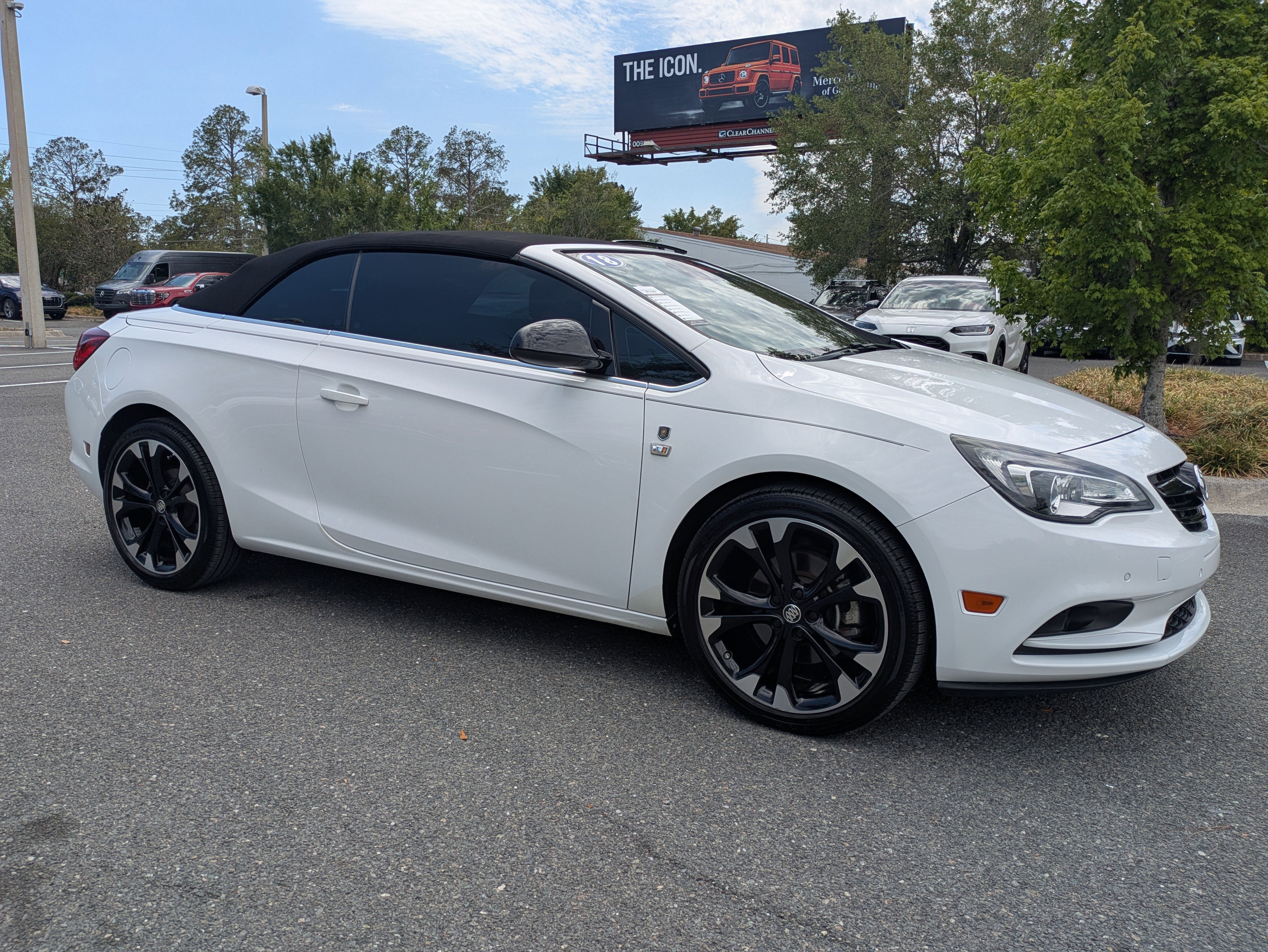 Used 2018 Buick Cascada Sport Touring w/ Dark Effects Package FWD image 2