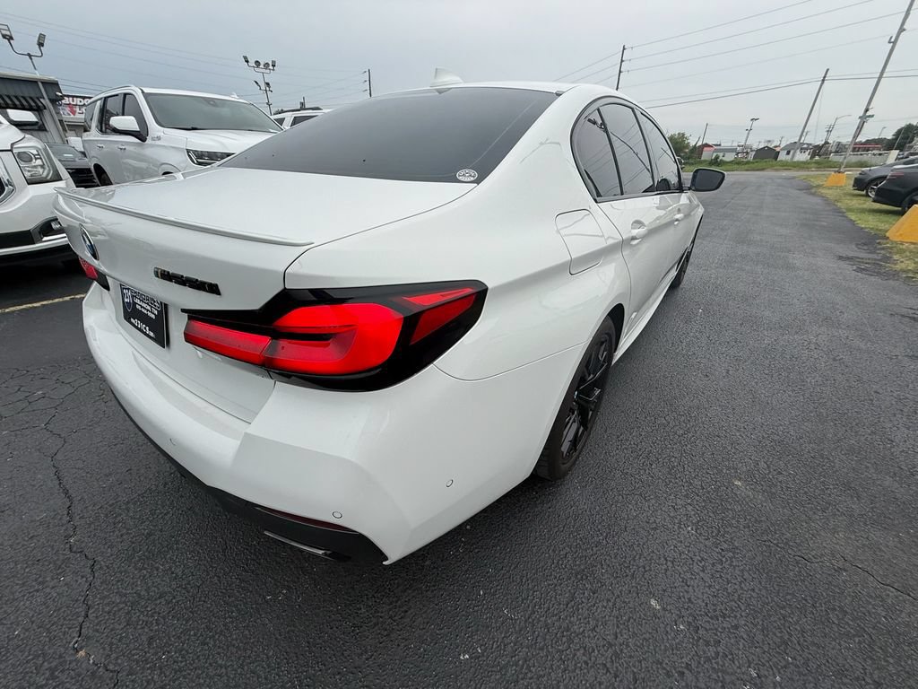 Used 2022 BMW M550i xDrive w/ Executive Package AWD/4WD image 3