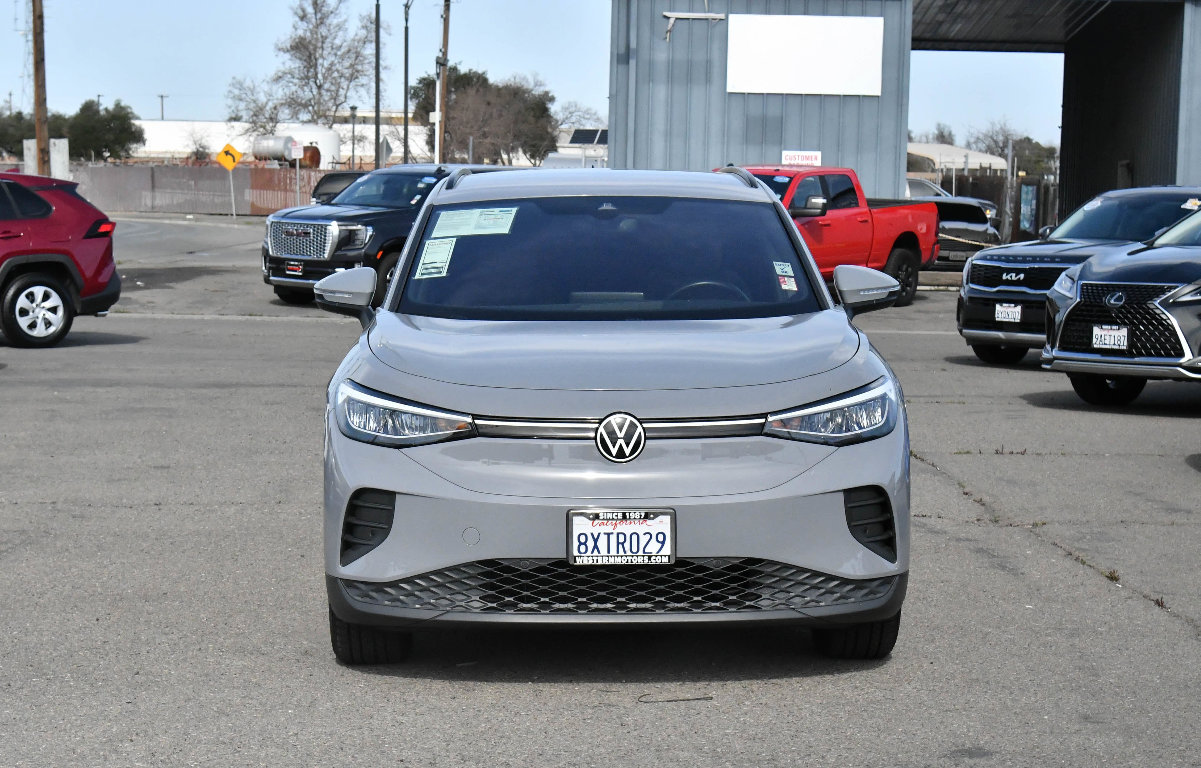 Used 2021 Volkswagen ID.4 Pro image 2