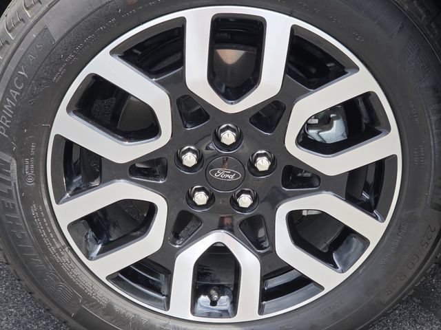 Used 2024 Ford Maverick Lariat w/ 4K Tow Package AWD/4WD image 12