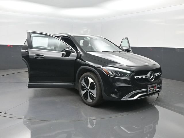 Used 2025 Mercedes-Benz GLA 250 image 33