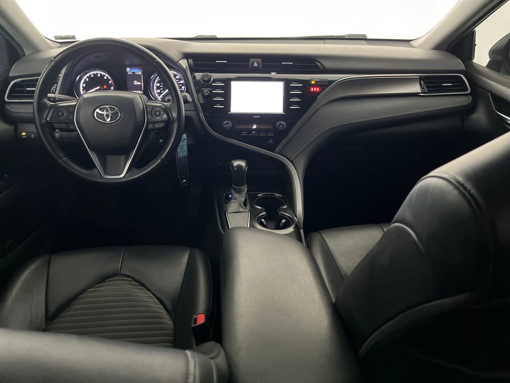 Used 2020 Toyota Camry SE FWD image 30