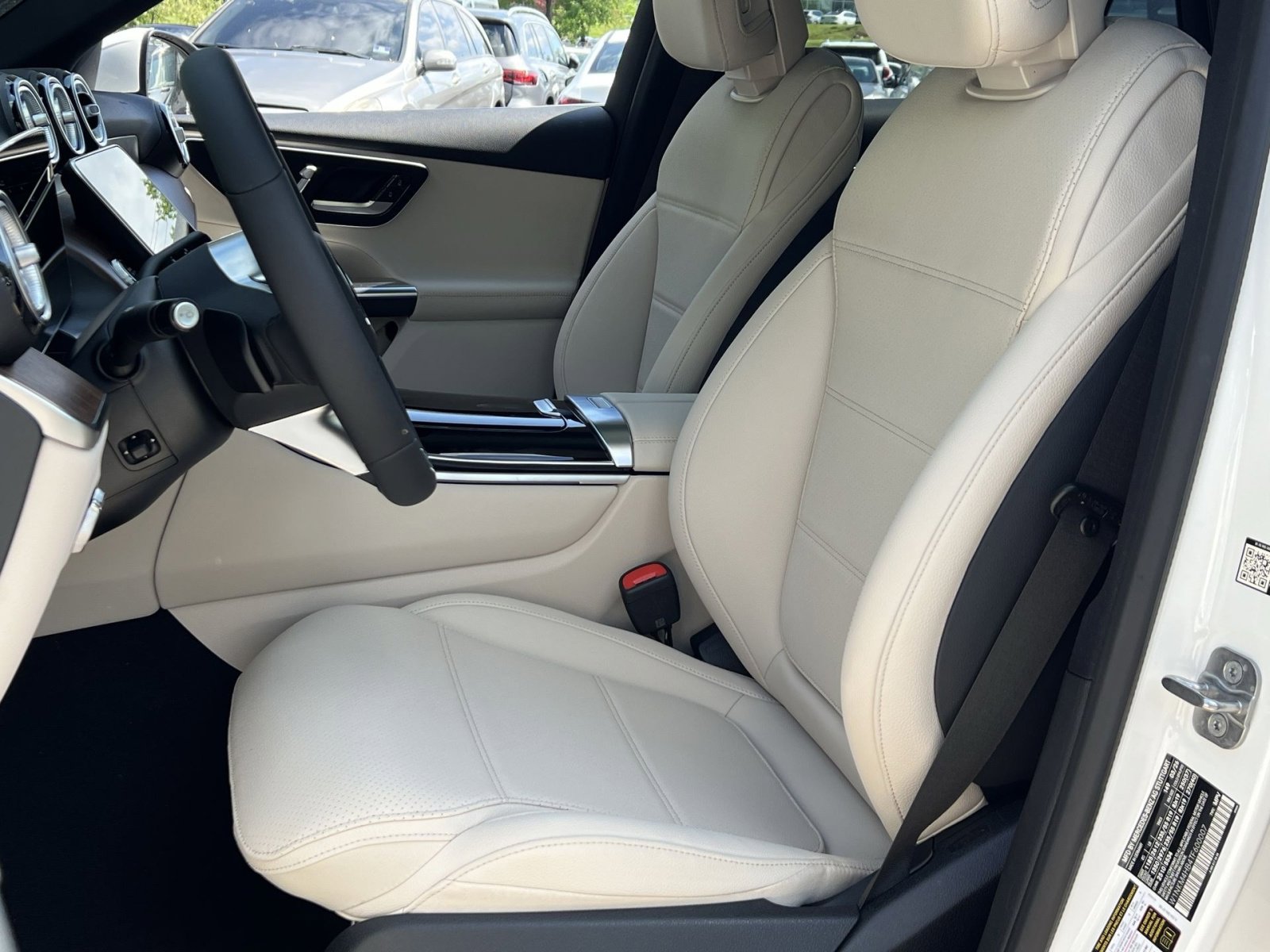 New 2026 Mercedes-Benz GLC 300 4MATIC image 18