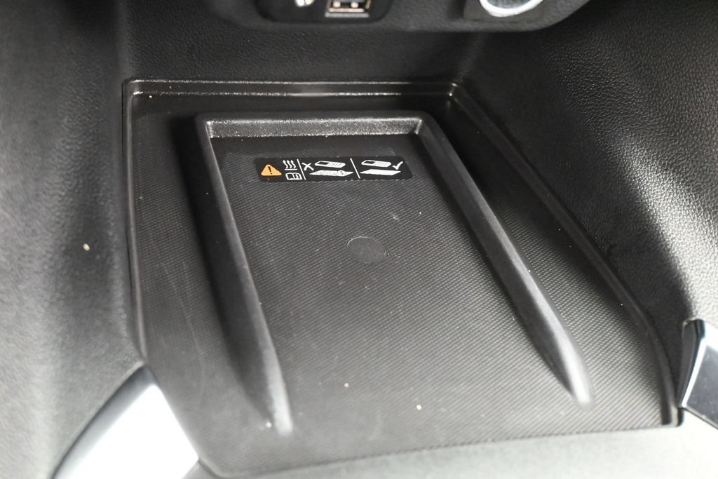 Used 2023 Chevrolet Traverse RS FWD image 27