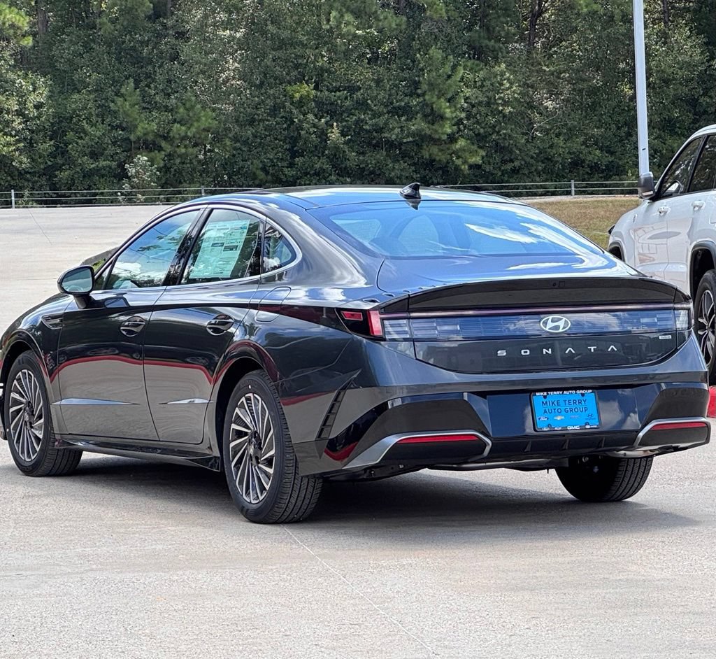 New 2026 Hyundai Sonata SEL FWD image 13
