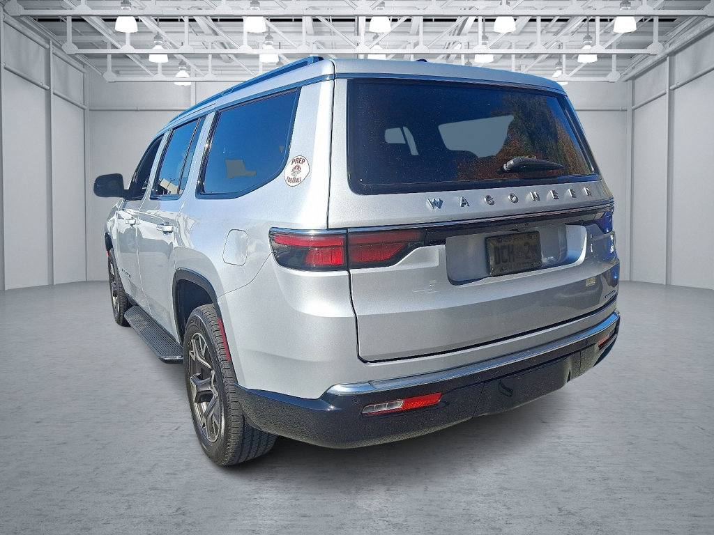 Used 2024 Jeep Wagoneer Series III image 3