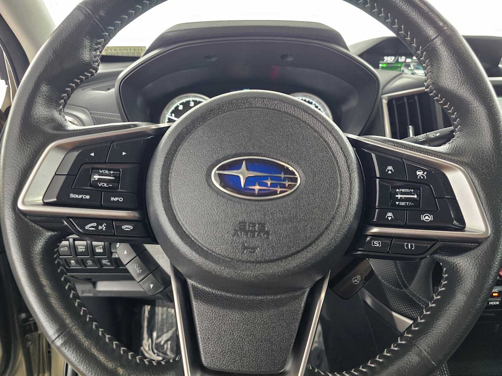 Used 2023 Subaru Forester Limited AWD/4WD image 23