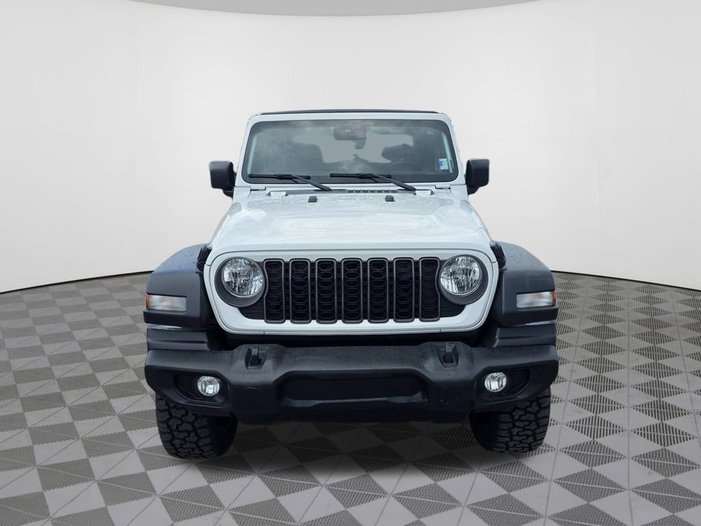 Used 2024 Jeep Wrangler Unlimited Sport AWD/4WD image 3