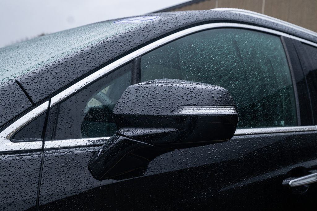 Used 2022 Cadillac XT5 Premium Luxury w/ LPO, Floor Liner Package image 9