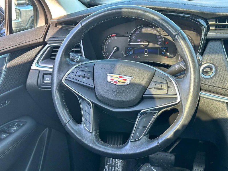 Used 2019 Cadillac XT5 Luxury w/ LPO, Radiant Package image 13