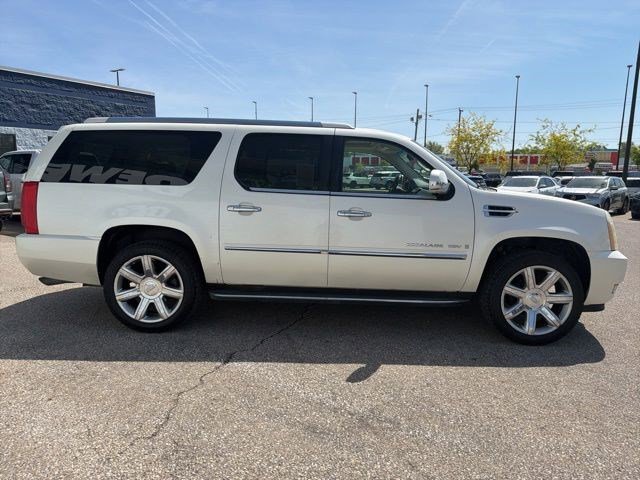 Used 2008 Cadillac Escalade ESV AWD image 6
