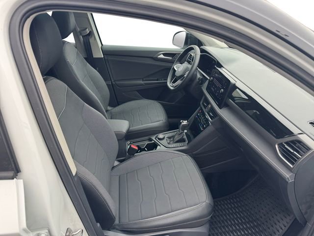 New 2026 Volkswagen Taos SE AWD/4WD image 21