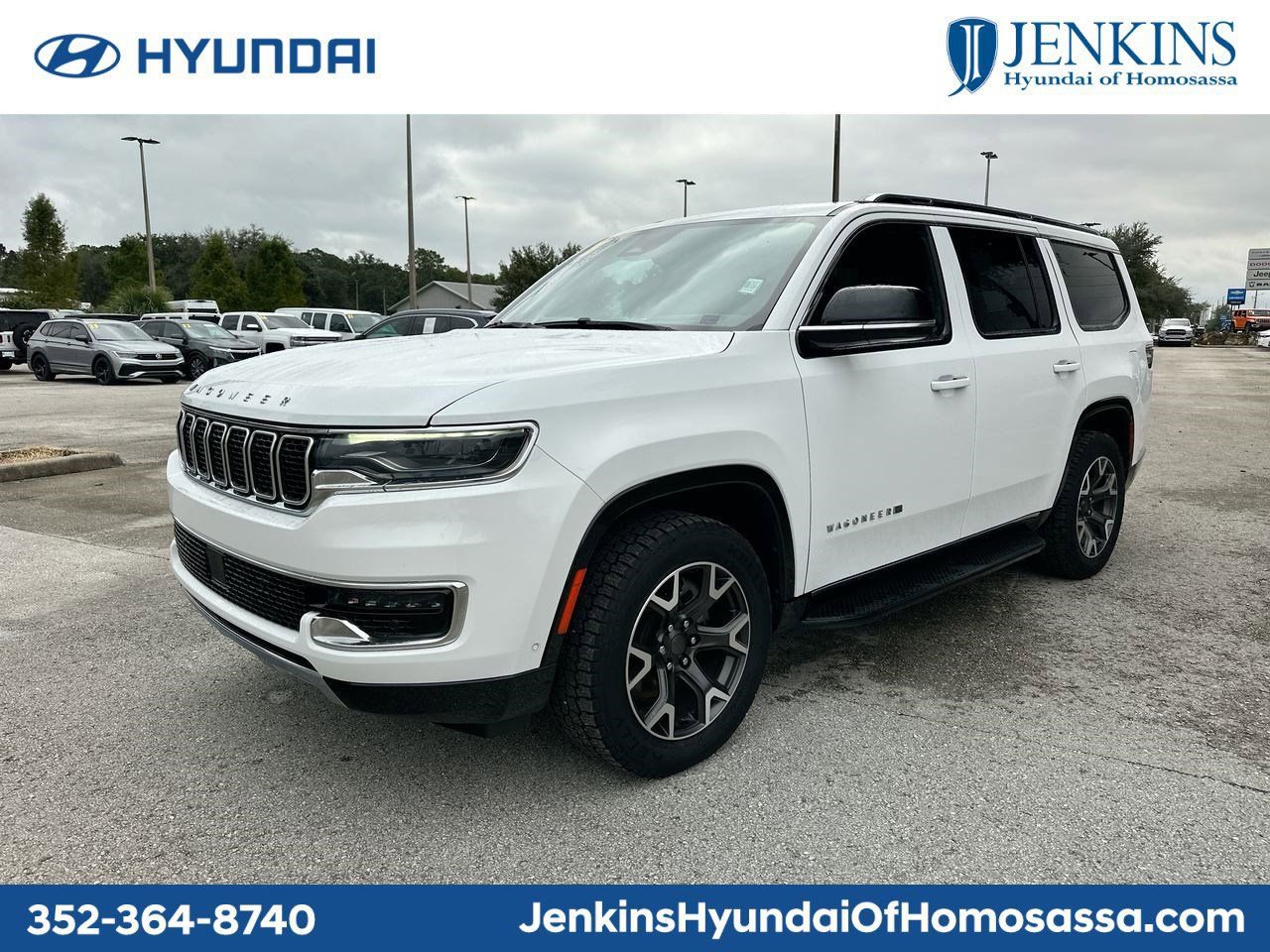 Used 2023 Jeep Wagoneer Series III w/ Preferred Equipment Group image 1