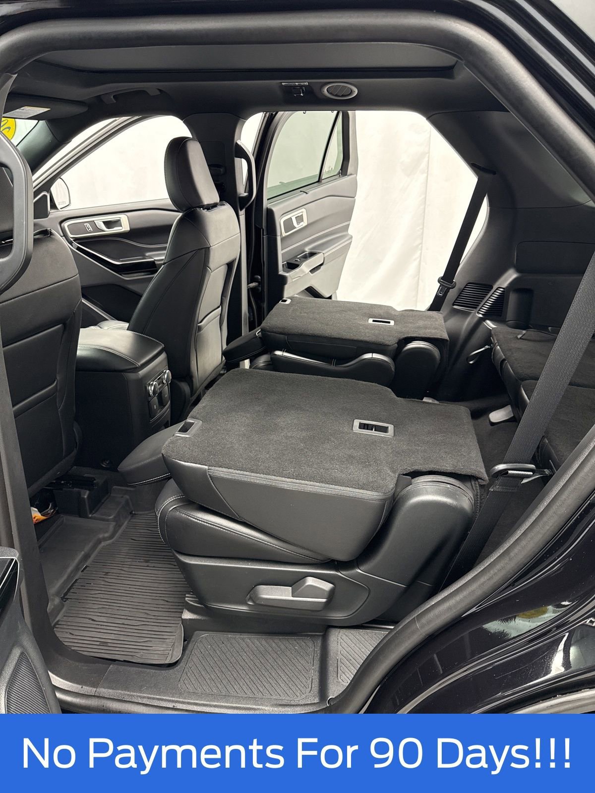 Used 2023 Ford Explorer ST image 45