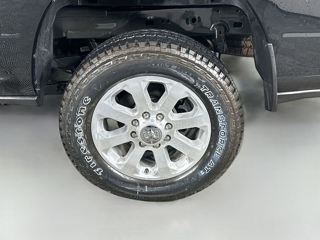 New 2026 RAM 2500 Laramie AWD/4WD image 17