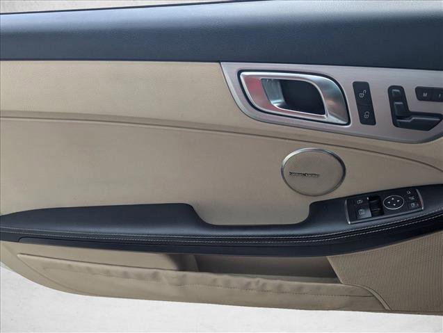 Used 2013 Mercedes-Benz SLK 250 image 7