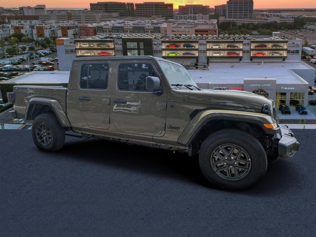 New 2025 Jeep Gladiator Sport
