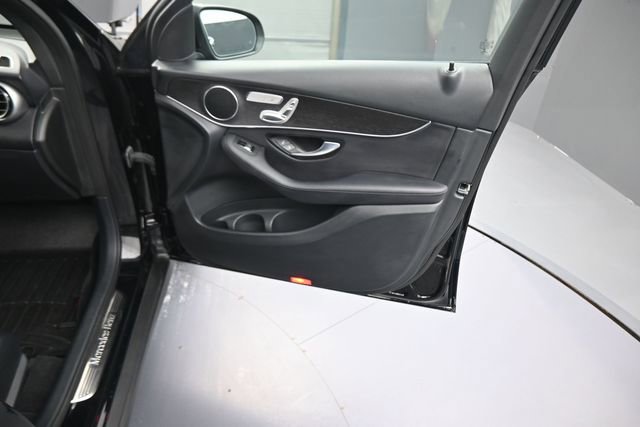 Used 2021 Mercedes-Benz GLC 300 4MATIC image 74