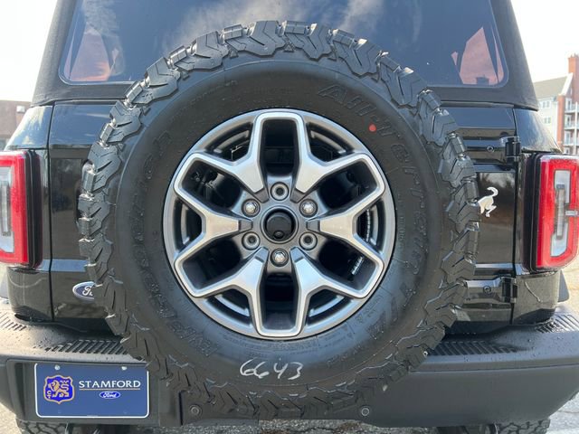 Used 2025 Ford Bronco Badlands image 15