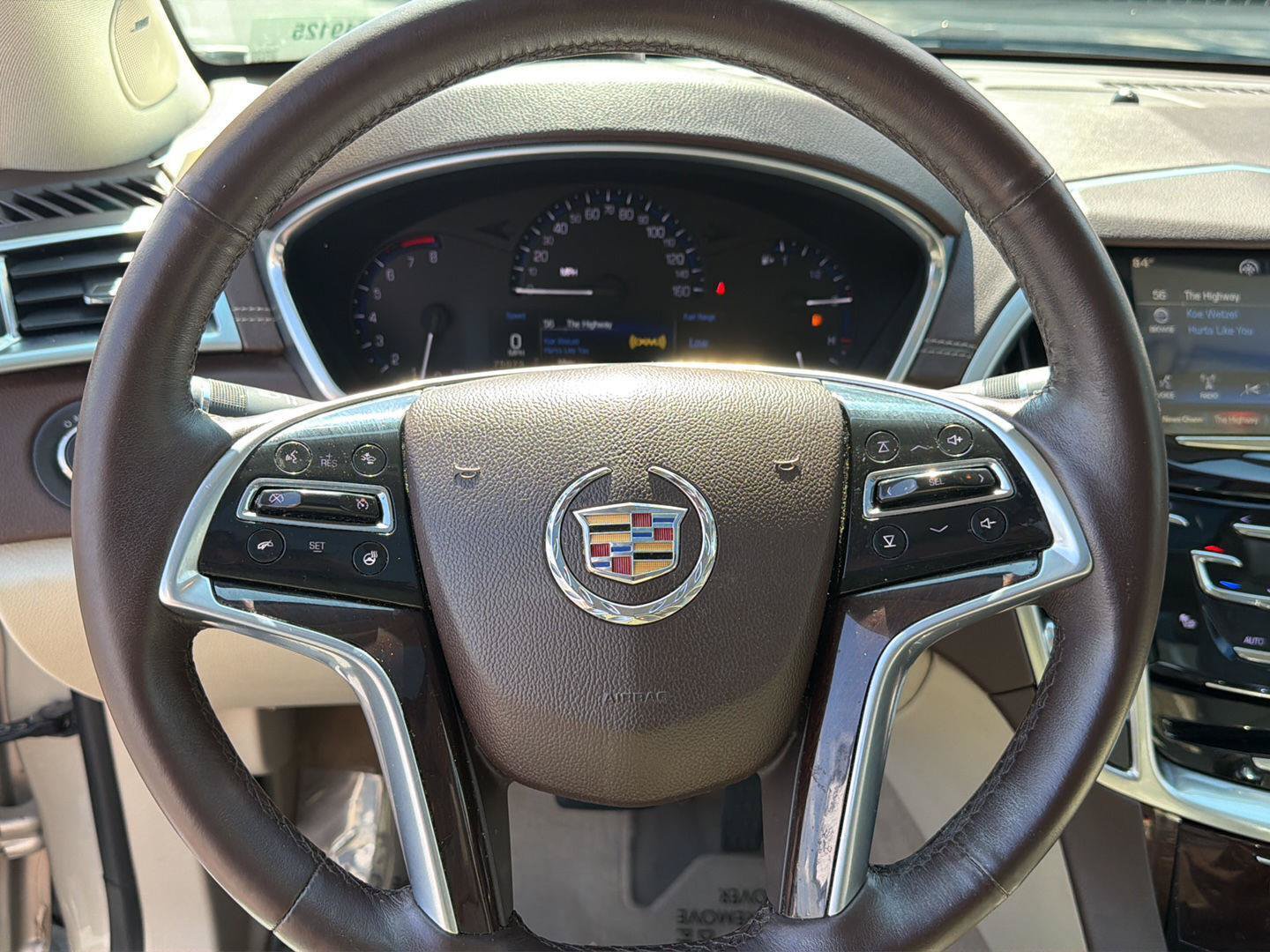 Used 2016 Cadillac SRX Luxury w/ Driver Awareness Package FWD image 19