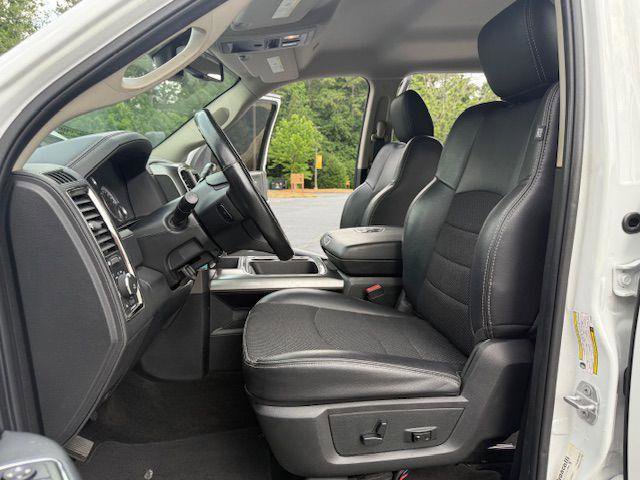 Used 2018 RAM 2500 Big Horn w/ Sport Appearance Group image 8