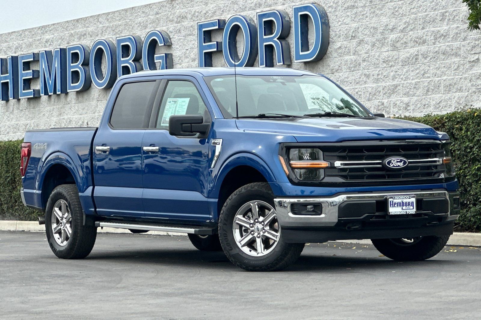 Used 2025 Ford F150 XLT w/ Equipment Group 301A Standard image 2